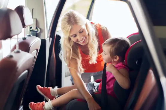 Cómo escoger una silla infantil para el coche